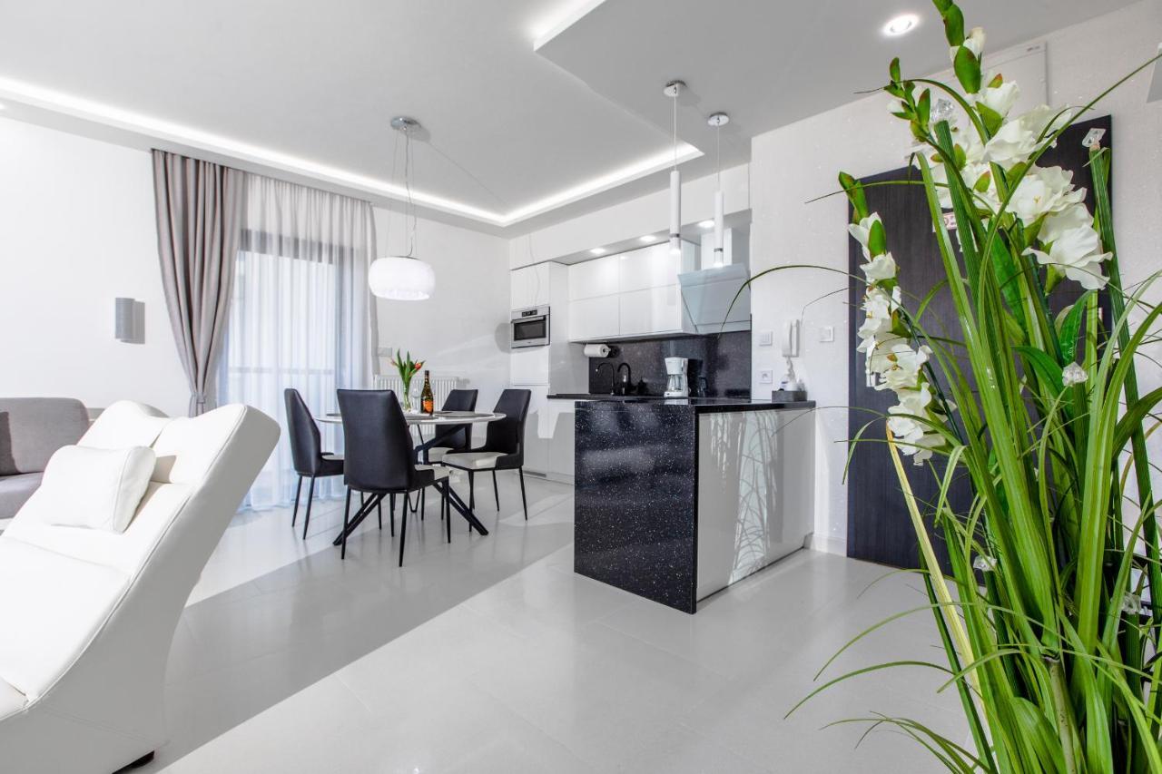 Apartament Luksusowy 23 Gardenia Dziwnow Z Widokiem Na Morze Epapartamenty Exterior foto